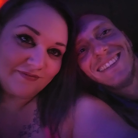 Meet your Posher, Tiffany - Picture 1 of 1